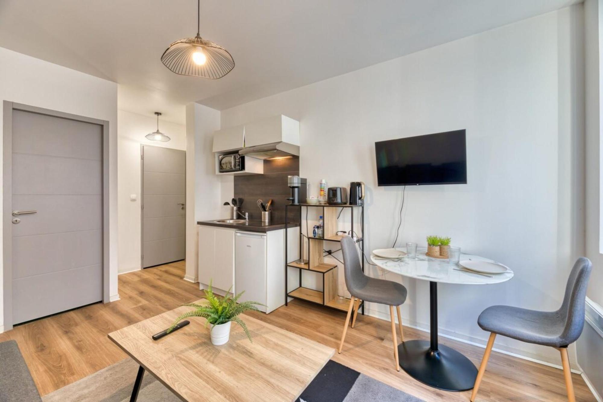 Le Thibaut Studio Renove Au Coeur De Rouen Ngoại thất bức ảnh